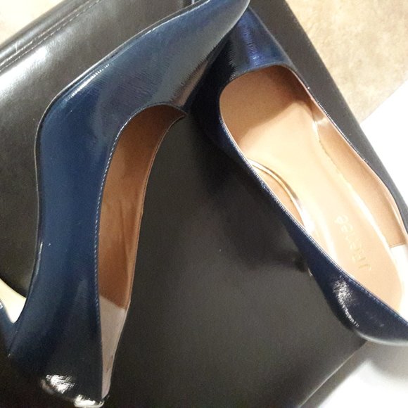 Size 12 Women J Renee Heel - Picture 2 of 3